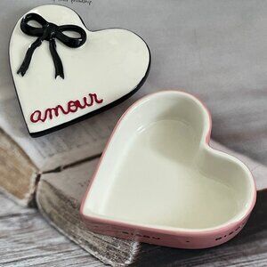 ANTHROPOLOGIE "Amour" Ceramic Heart Shaped Trinket Box: New w/o Box!